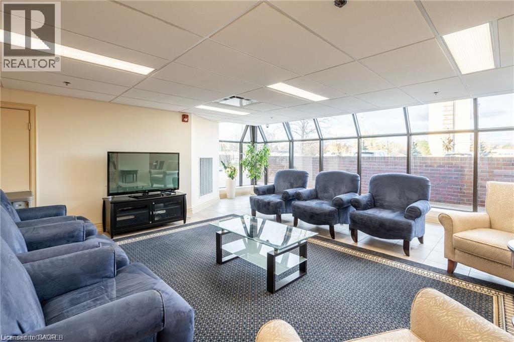 Photo 3 of 1230 Marlborough Court Unit 602, Oakville ON