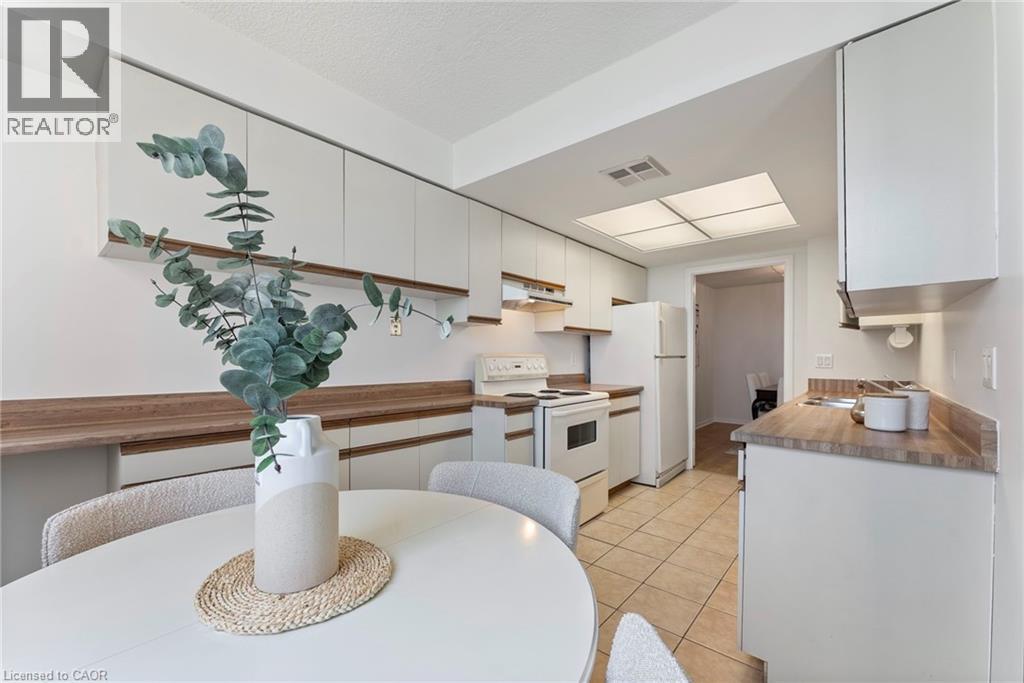 Photo 1 of 1230 Marlborough Court Unit 602, Oakville ON