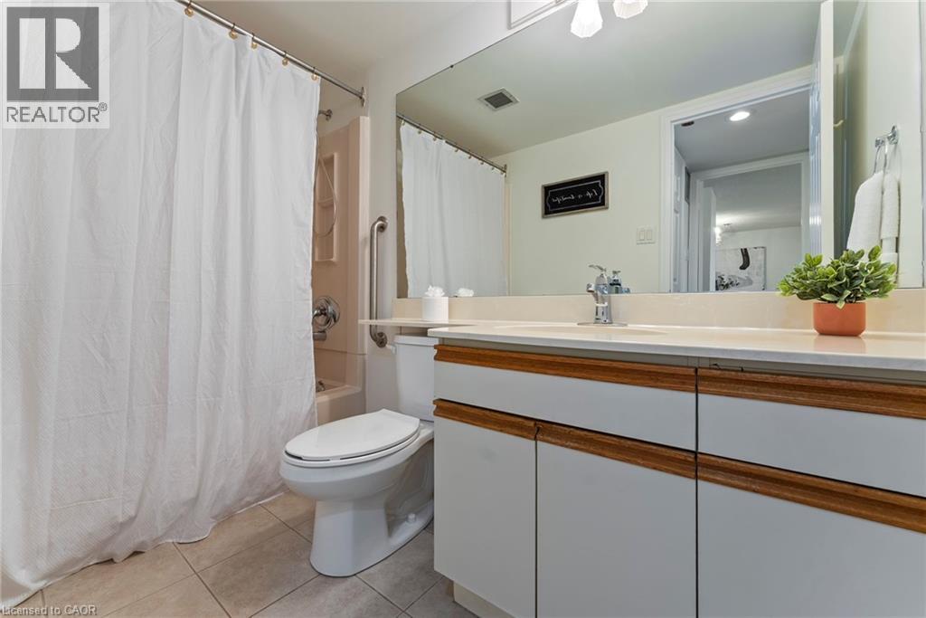 Photo 2 of 1230 Marlborough Court Unit 602, Oakville ON