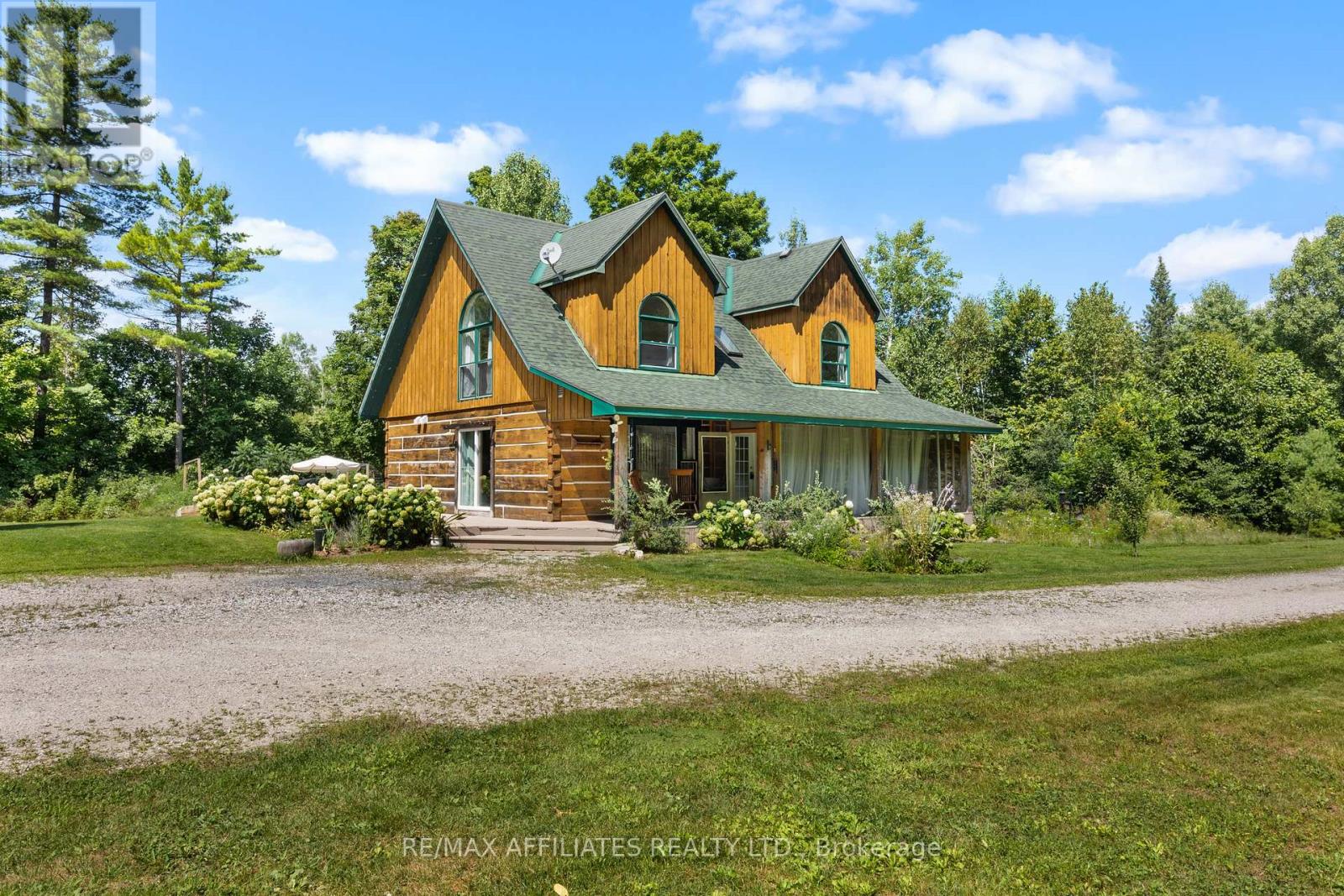 Photo 13 of 1727 Fallbrook Road, Tay Valley ON