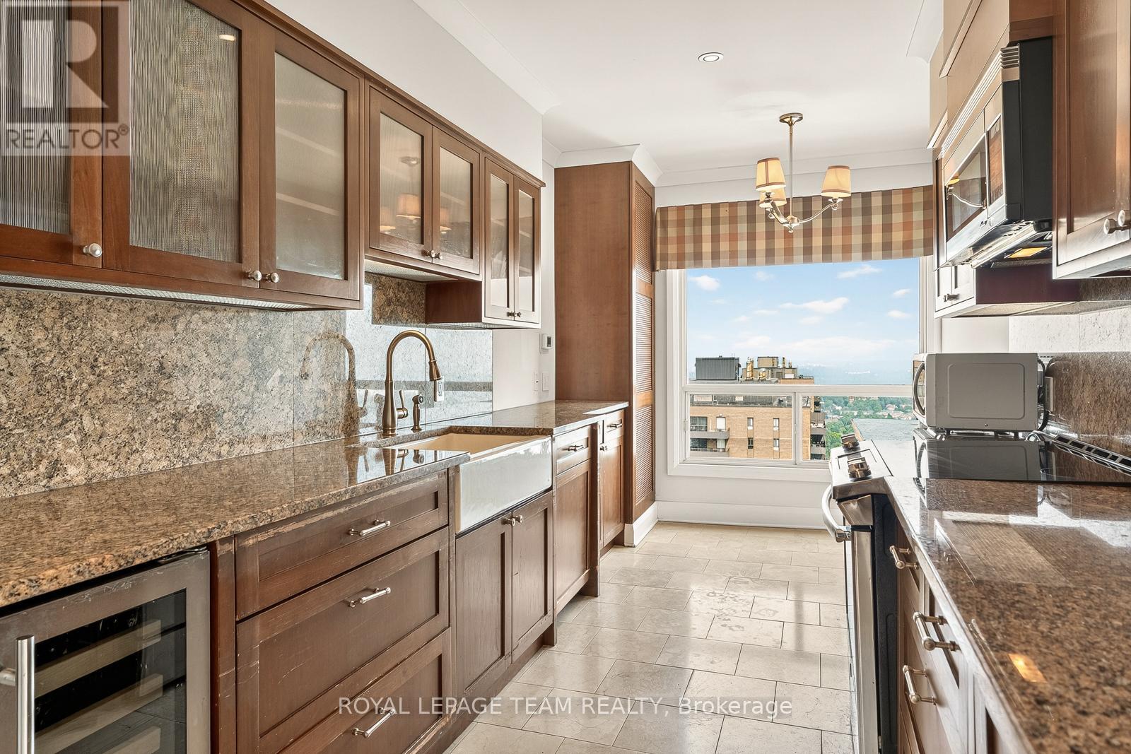 Photo 14 of 2902 545 St Laurent Boulevard, Ottawa ON