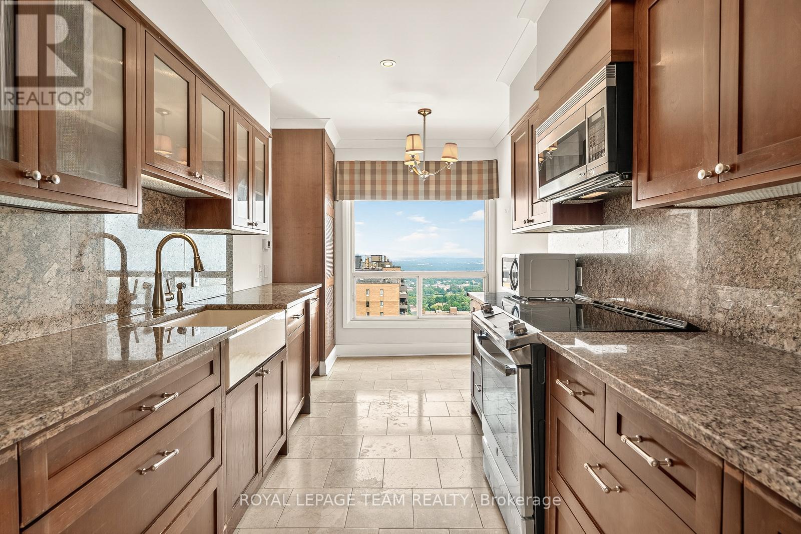 Photo 24 of 2902 545 St Laurent Boulevard, Ottawa ON