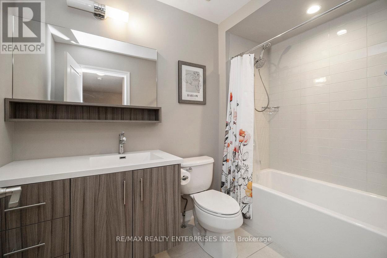 Photo 35 of 9 215 Dundas Street E, Hamilton ON