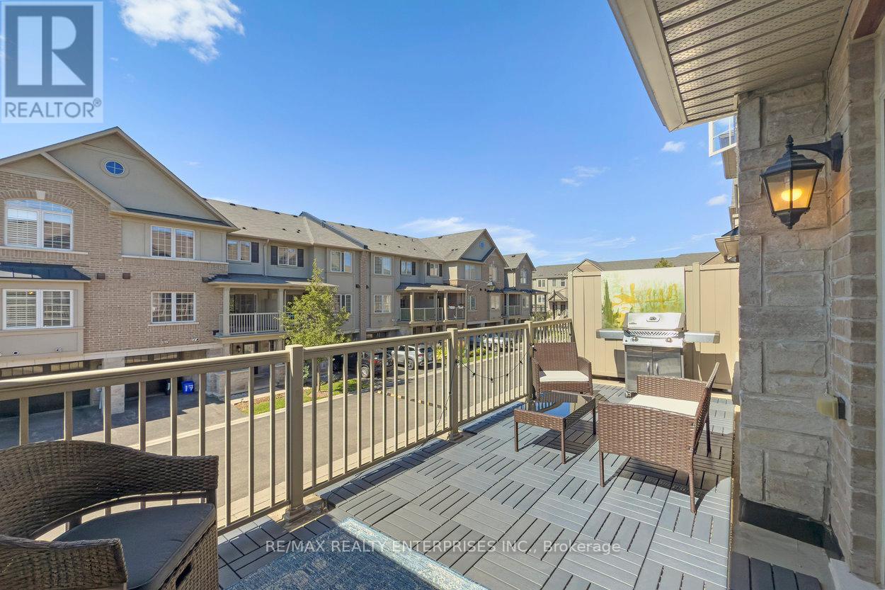 Photo 37 of 9 215 Dundas Street E, Hamilton ON