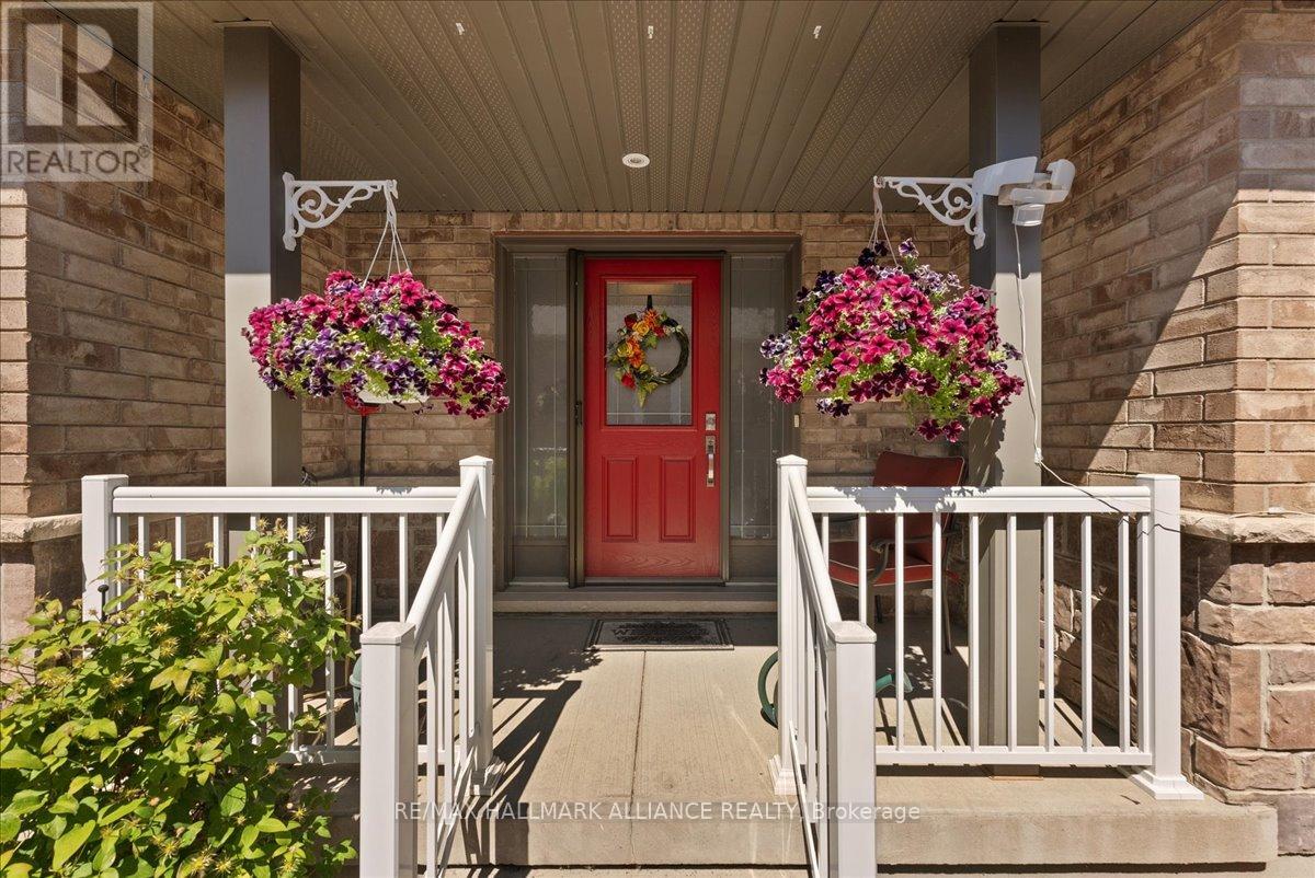 Photo 32 of 77 Finnie Lane, Centre Wellington ON