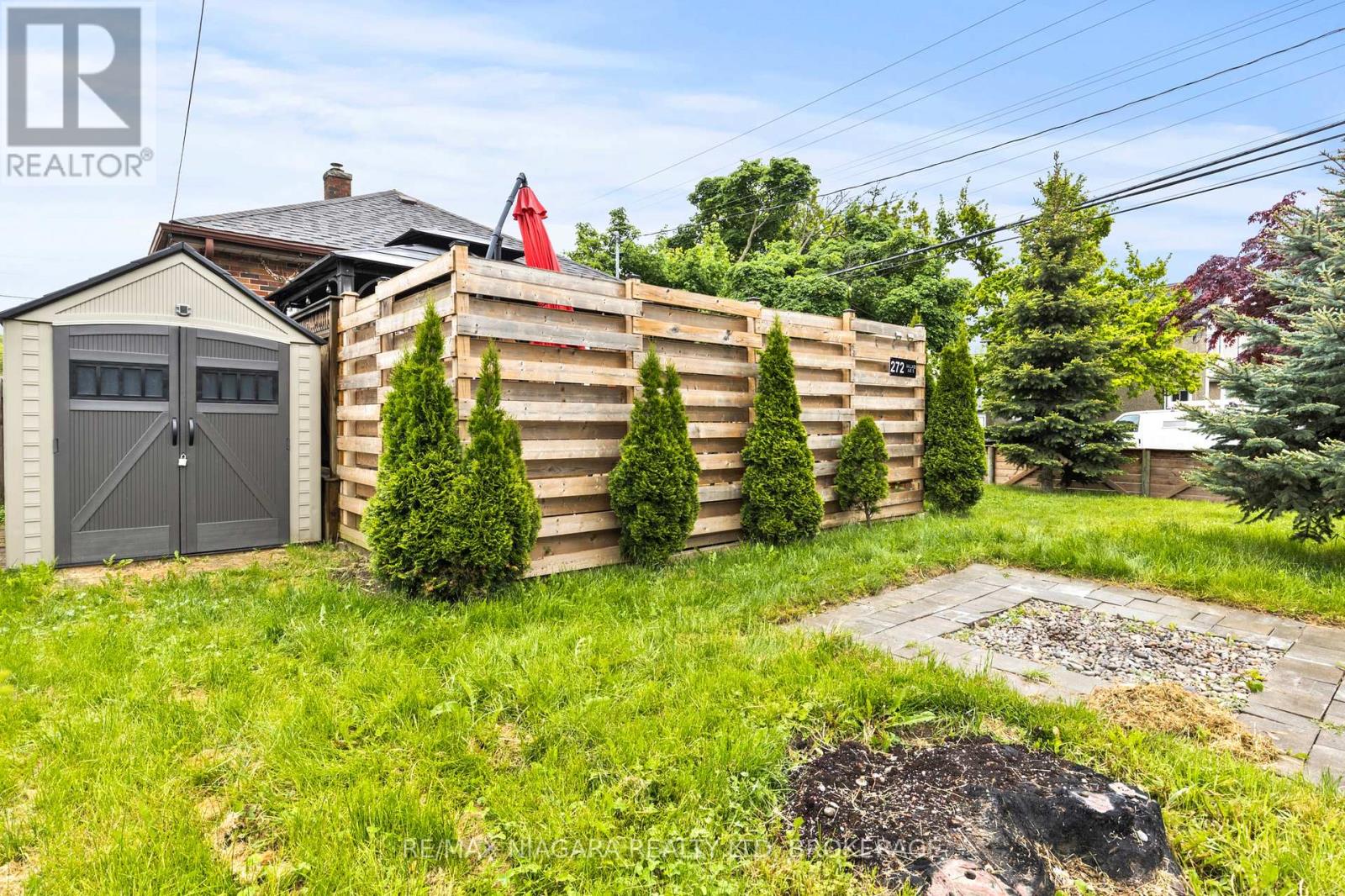 Photo 7 of 272 Wallace Avenue S, Welland ON
