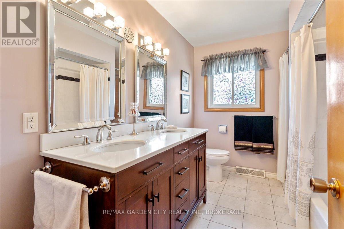 Photo 22 of 160 Elgin Street, Thorold ON