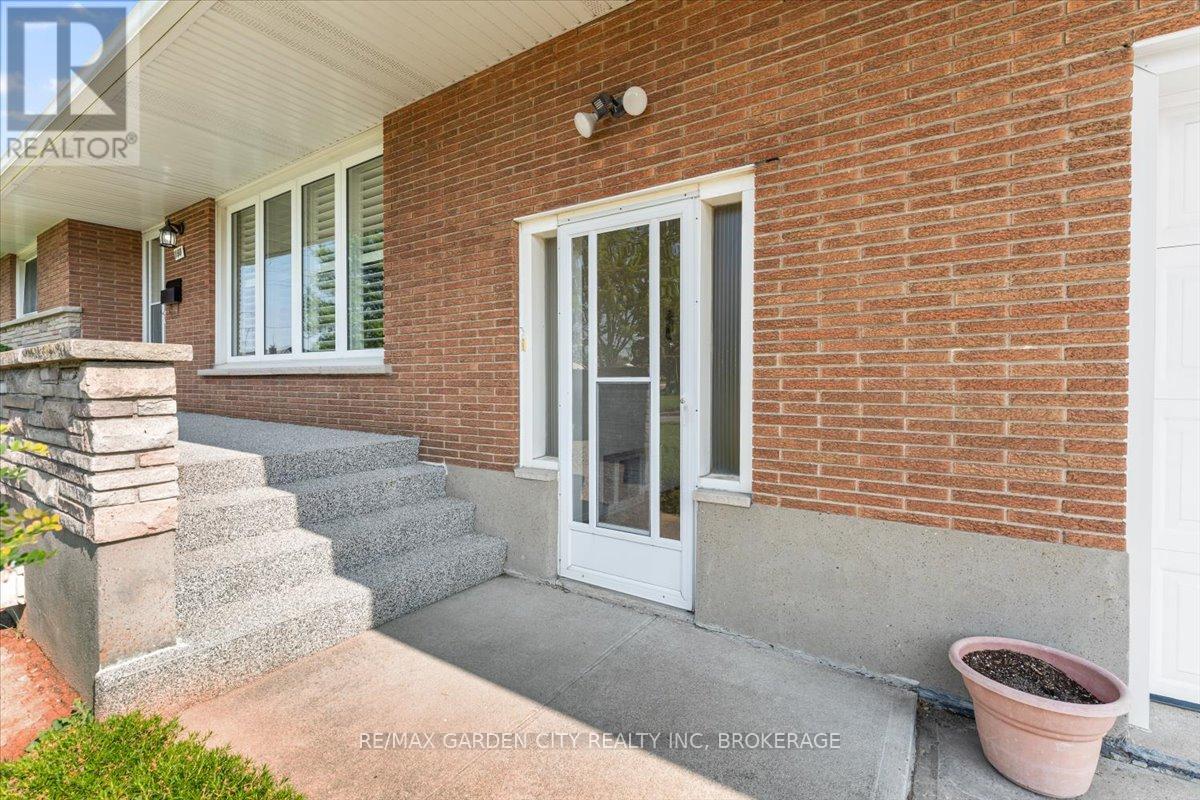 Photo 6 of 160 Elgin Street, Thorold ON