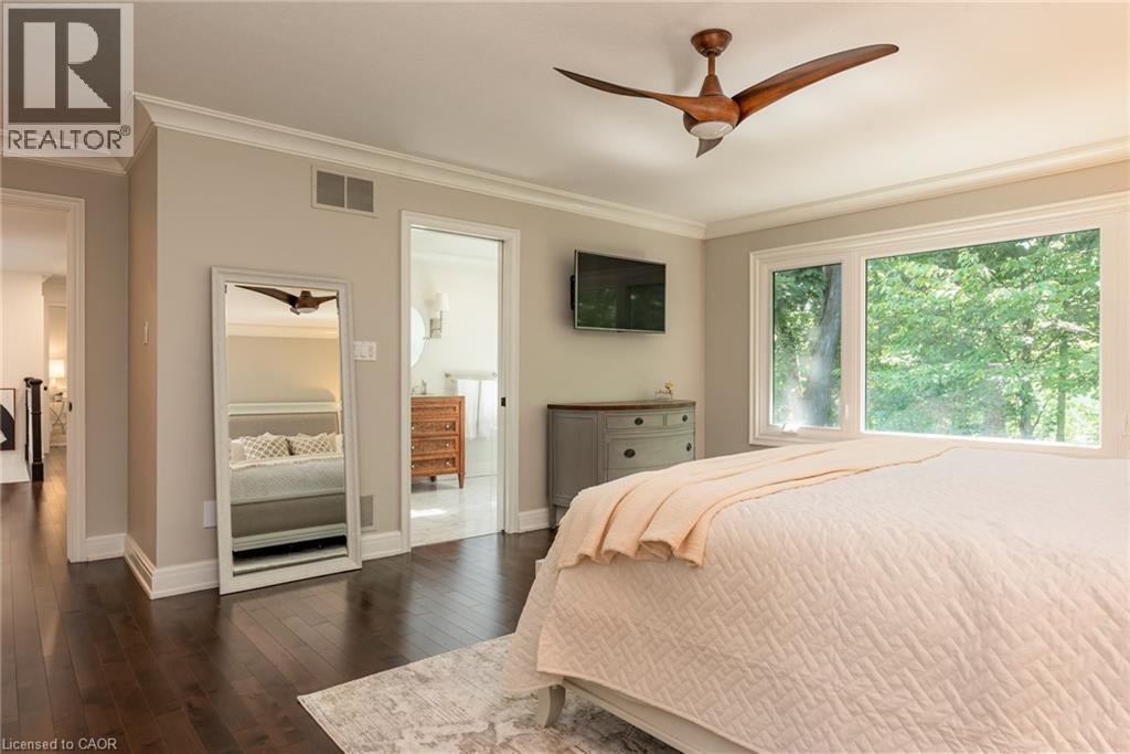 Photo 3 of 1353 Hazelton Boulevard, Burlington ON