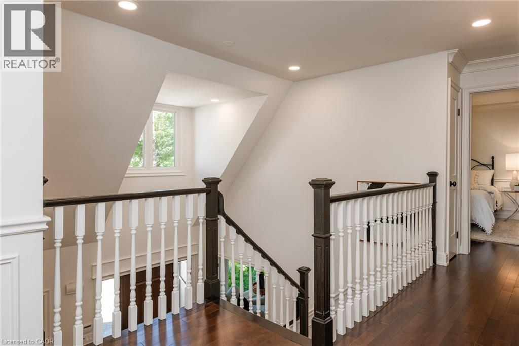 Photo 5 of 1353 Hazelton Boulevard, Burlington ON