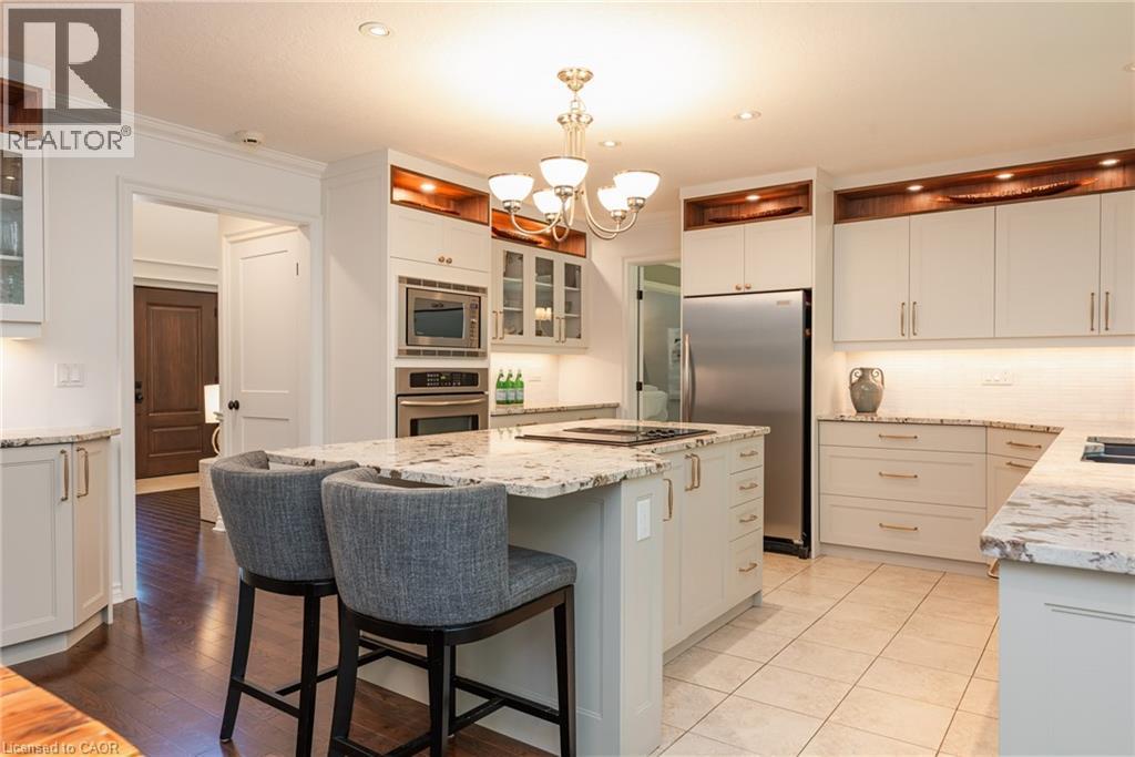 Photo 18 of 1353 Hazelton Boulevard, Burlington ON