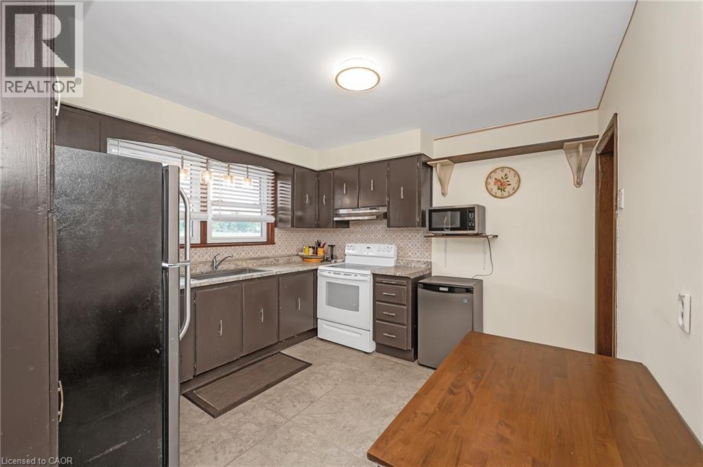 Photo 25 of 676 Upper Wentworth Street, Hamilton ON