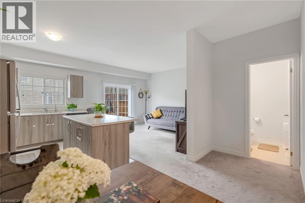 Photo 21 of 38 Dewberry Drive, Kitchener ON