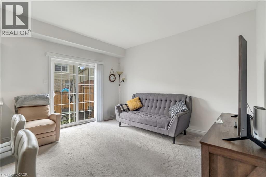 Photo 22 of 38 Dewberry Drive, Kitchener ON