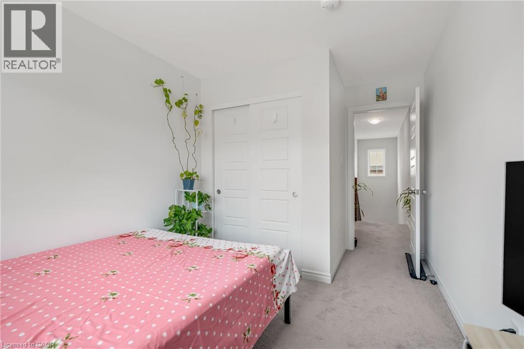 Photo 38 of 38 Dewberry Drive, Kitchener ON