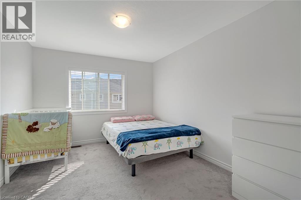 Photo 9 of 38 Dewberry Drive, Kitchener ON