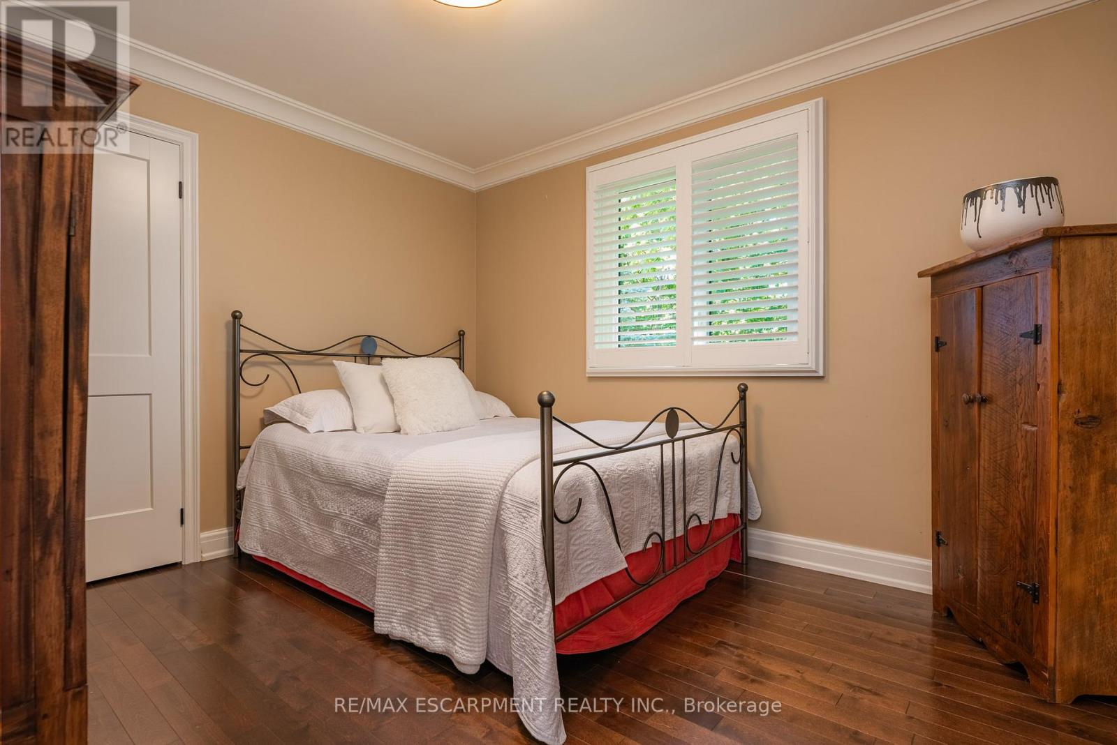 Photo 26 of 1353 Hazelton Boulevard, Burlington ON