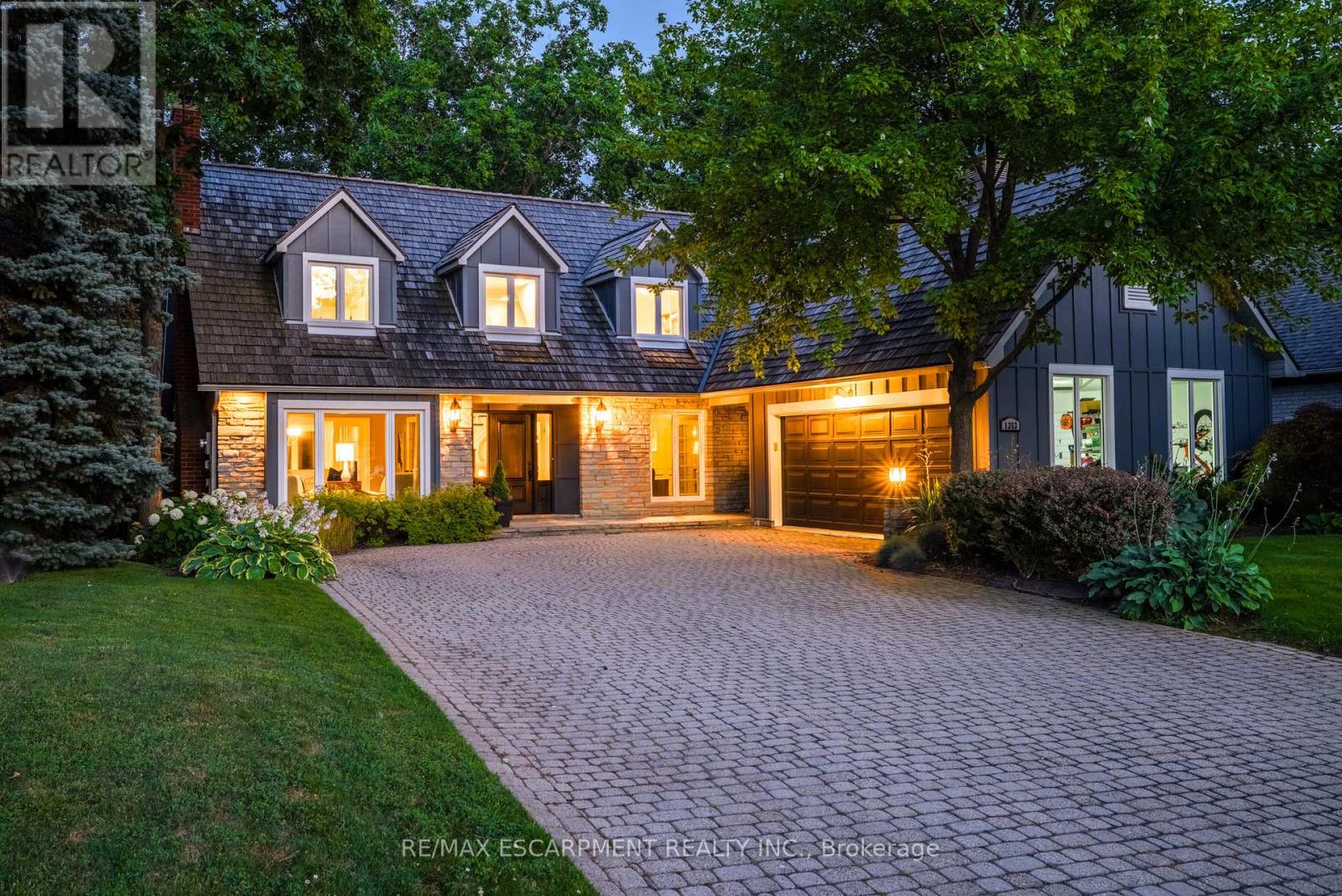 Photo 45 of 1353 Hazelton Boulevard, Burlington ON