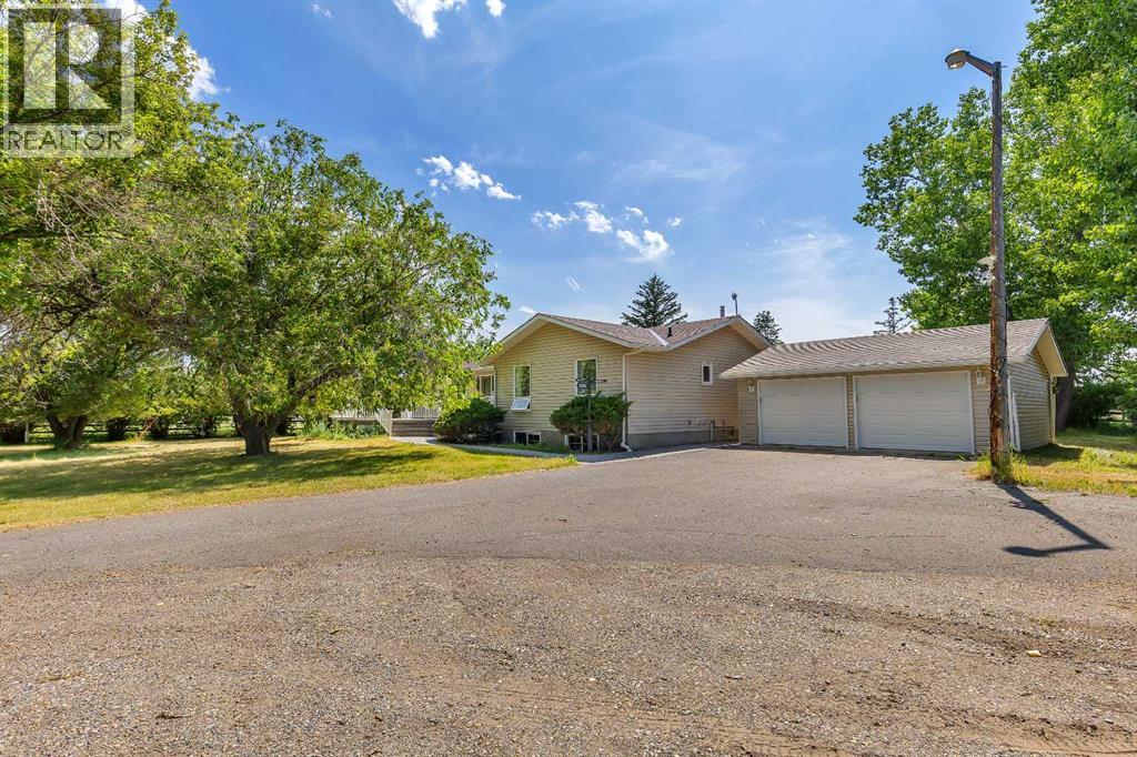 Photo 3 of 226151 80 Street E, Rural Foothills County AB
