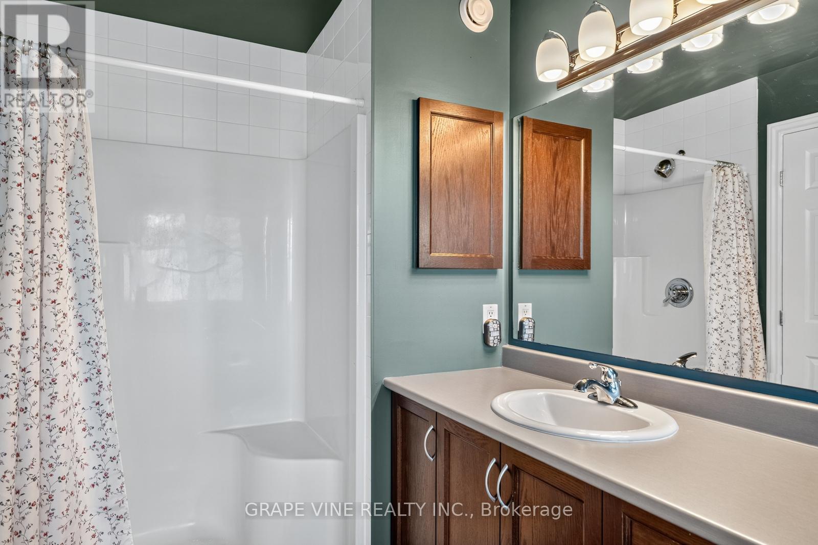 Photo 24 of 349 Grammond Circle, Ottawa ON