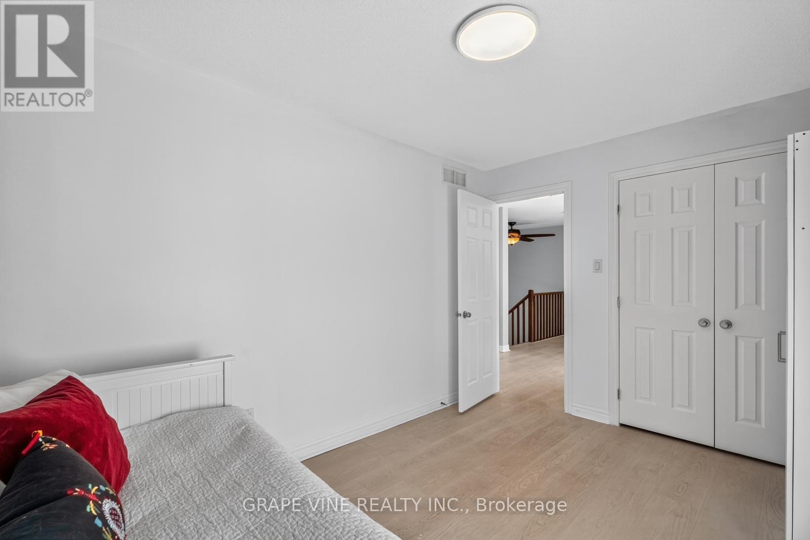 Photo 29 of 349 Grammond Circle, Ottawa ON
