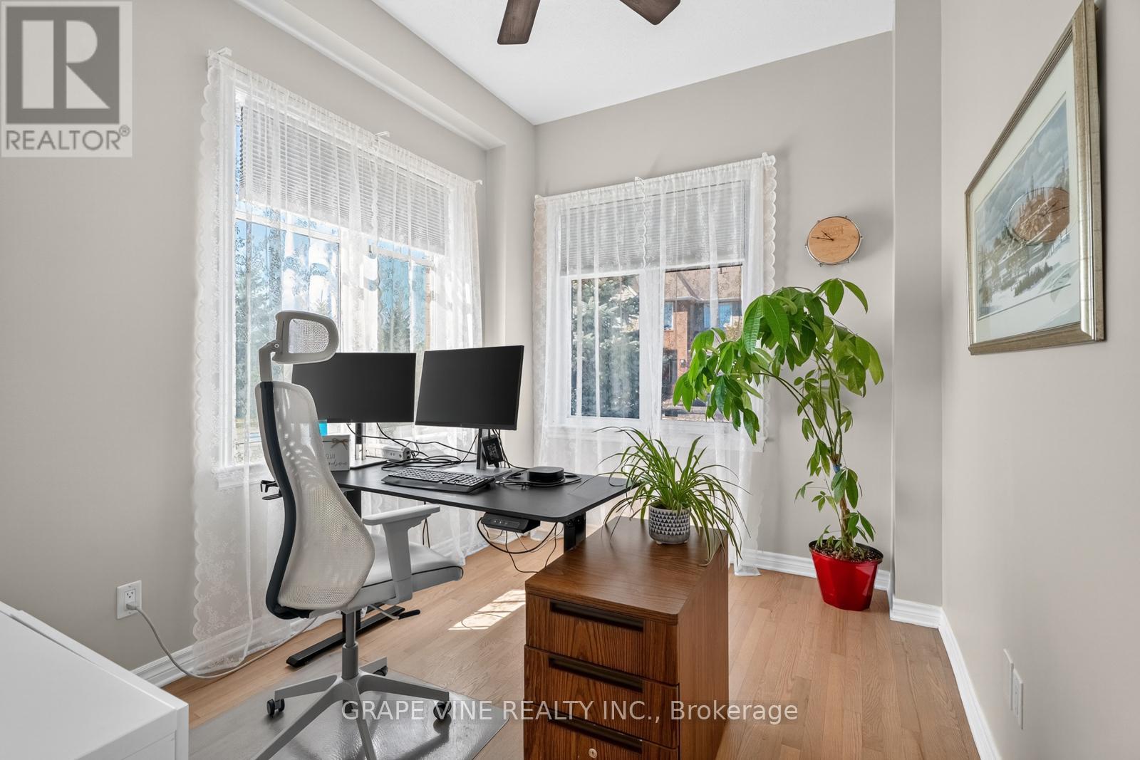 Photo 6 of 349 Grammond Circle, Ottawa ON