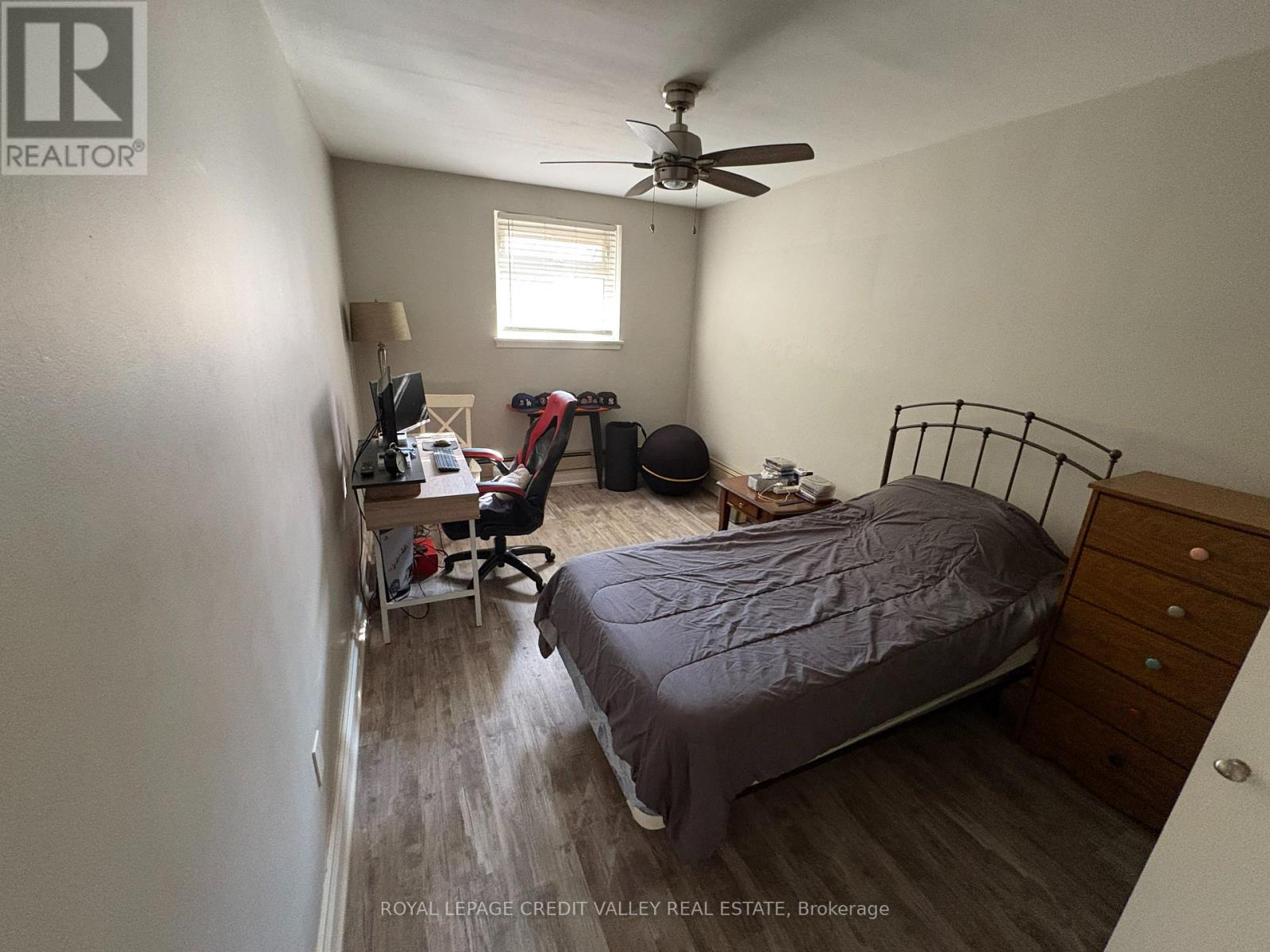 Photo 12 of 1 273 Scarlett Road, Toronto ON