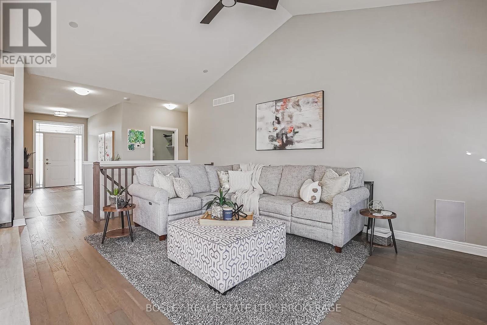 Photo 21 of 14 Cinnamon Street, Thorold ON