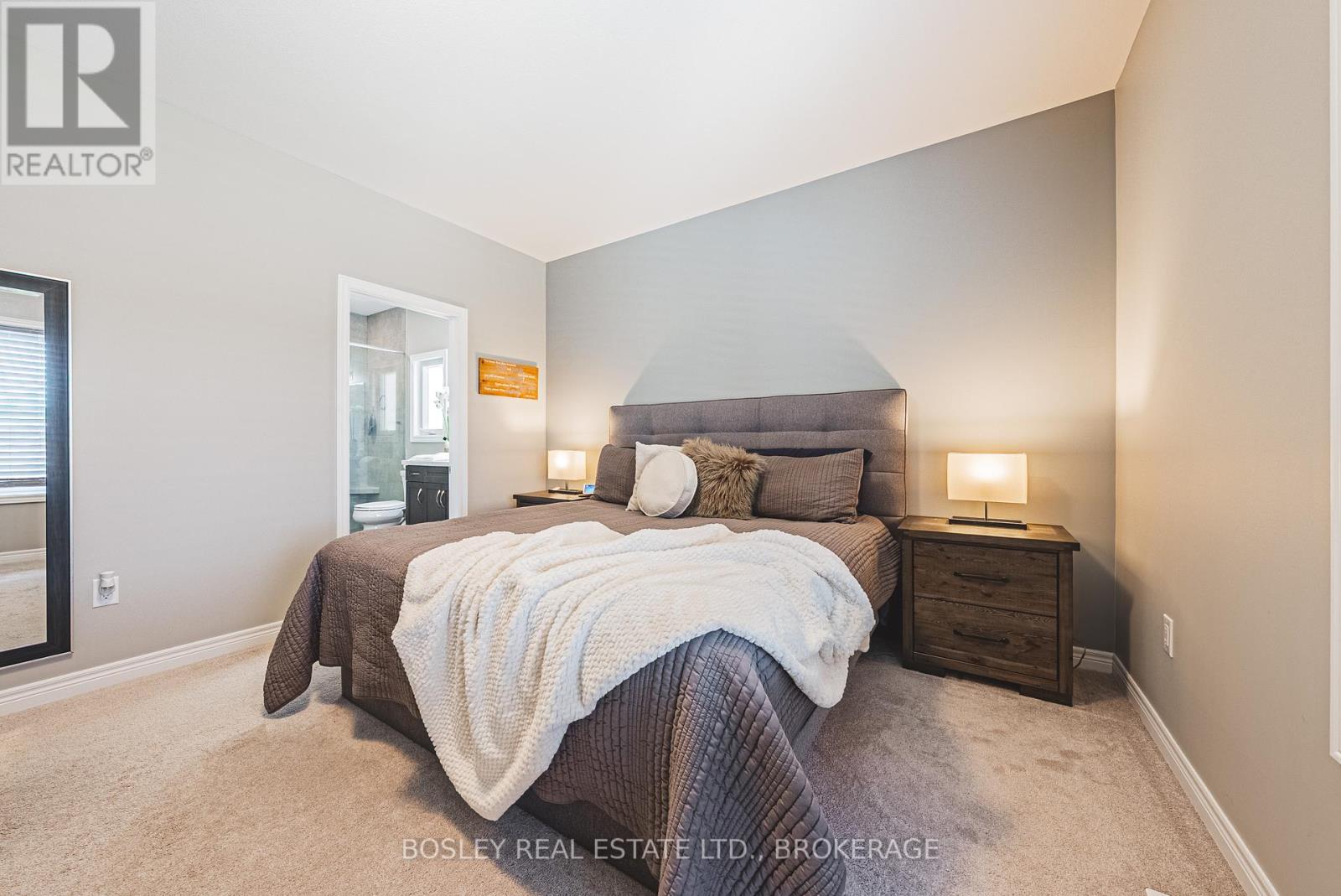 Photo 31 of 14 Cinnamon Street, Thorold ON