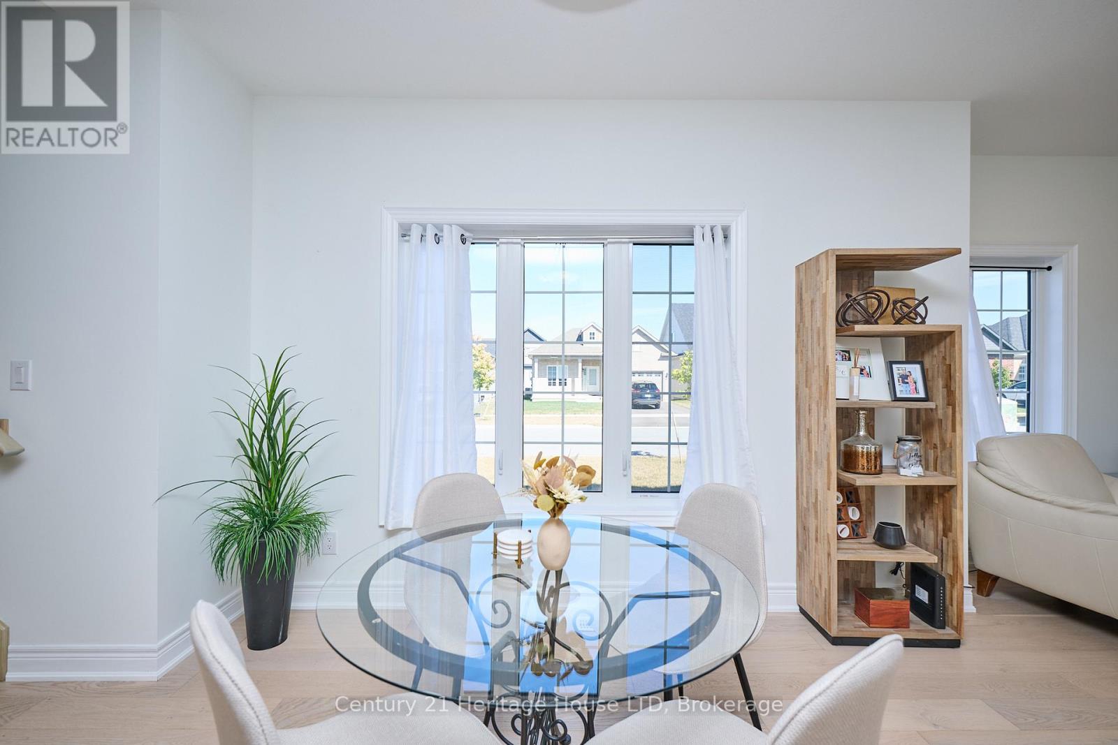Photo 10 of 439 Viking Street, Fort Erie ON