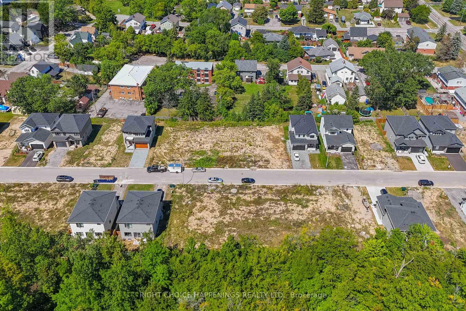 Photo 8 of 179 Hodgkins Avenue, Thorold ON