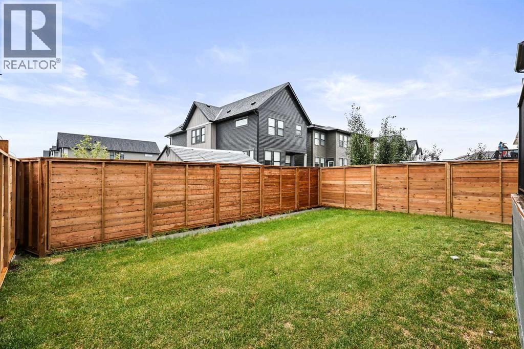 Photo 13 of 1233 Copperfield Boulevard Se, Calgary AB