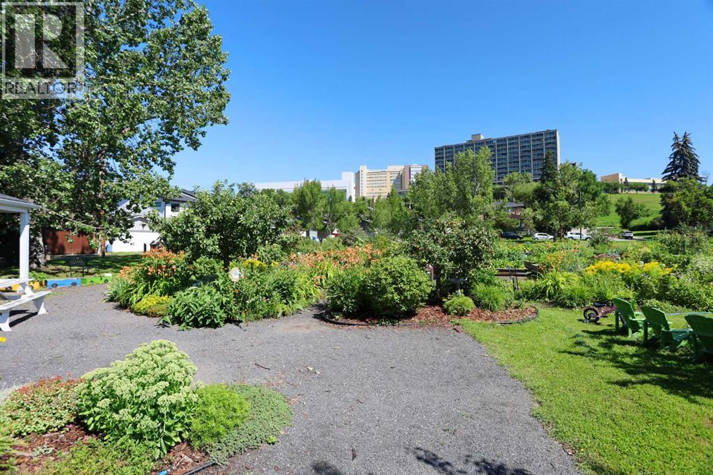 Single Family House for Sale in  A Street NW Parkdale Calgary 