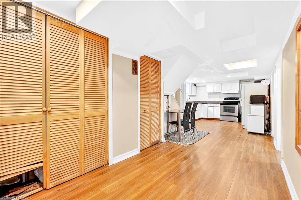 Photo 24 of 111 Leland Street, Hamilton ON