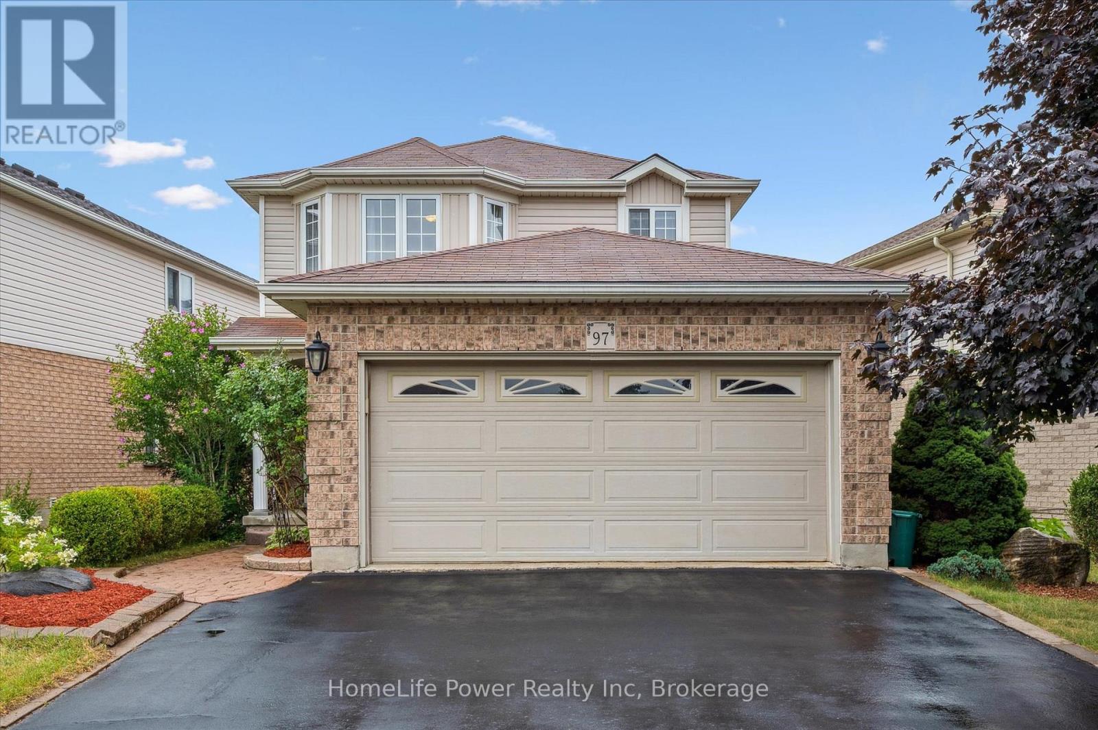 Photo 4 of 97 Marl Meadow Drive, Kitchener ON