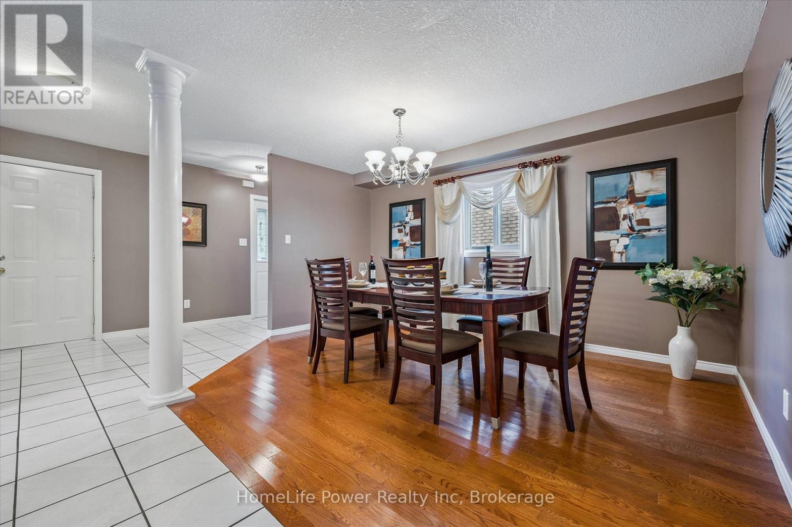 Photo 18 of 97 Marl Meadow Drive, Kitchener ON