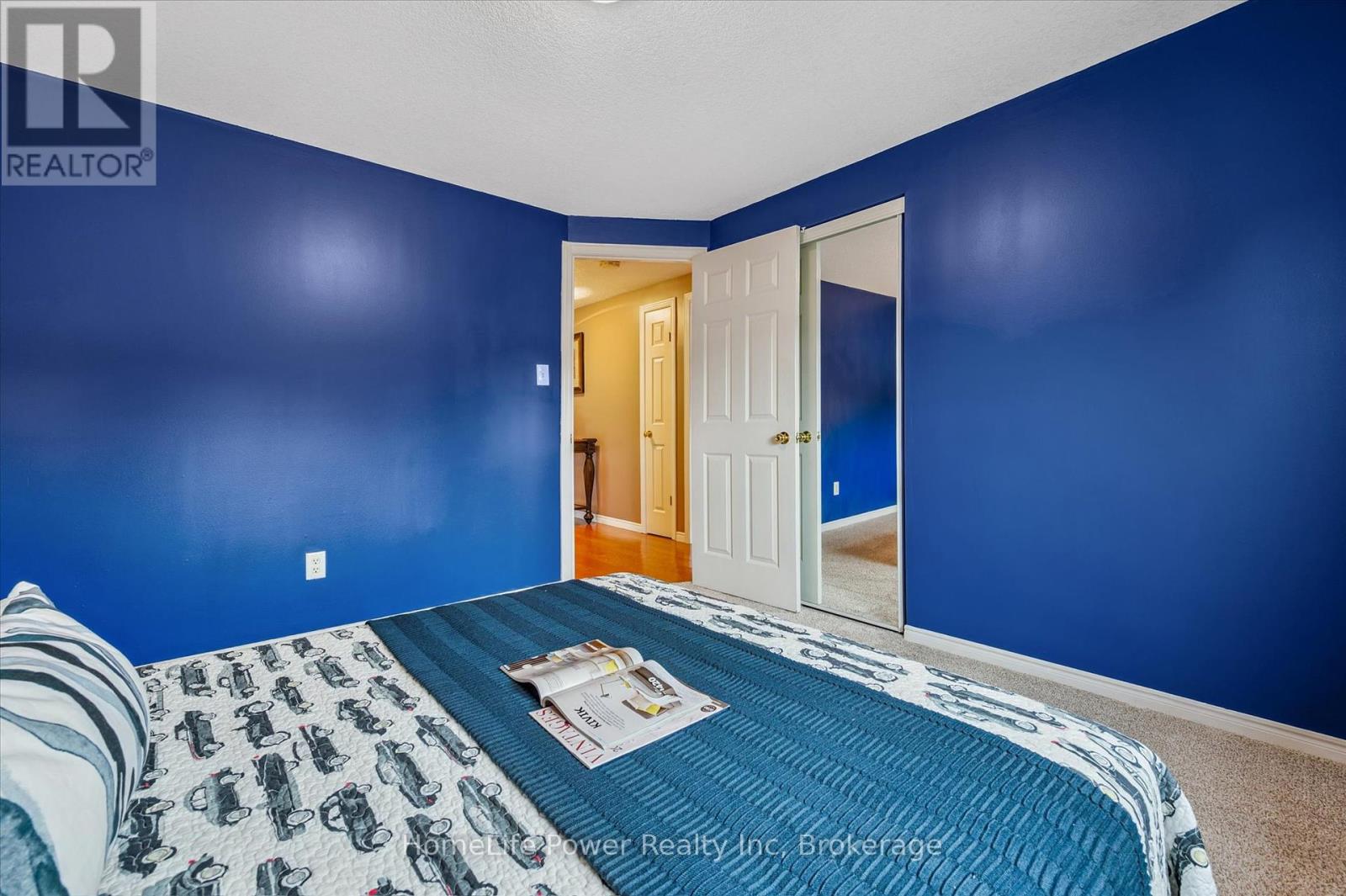 Photo 15 of 97 Marl Meadow Drive, Kitchener ON