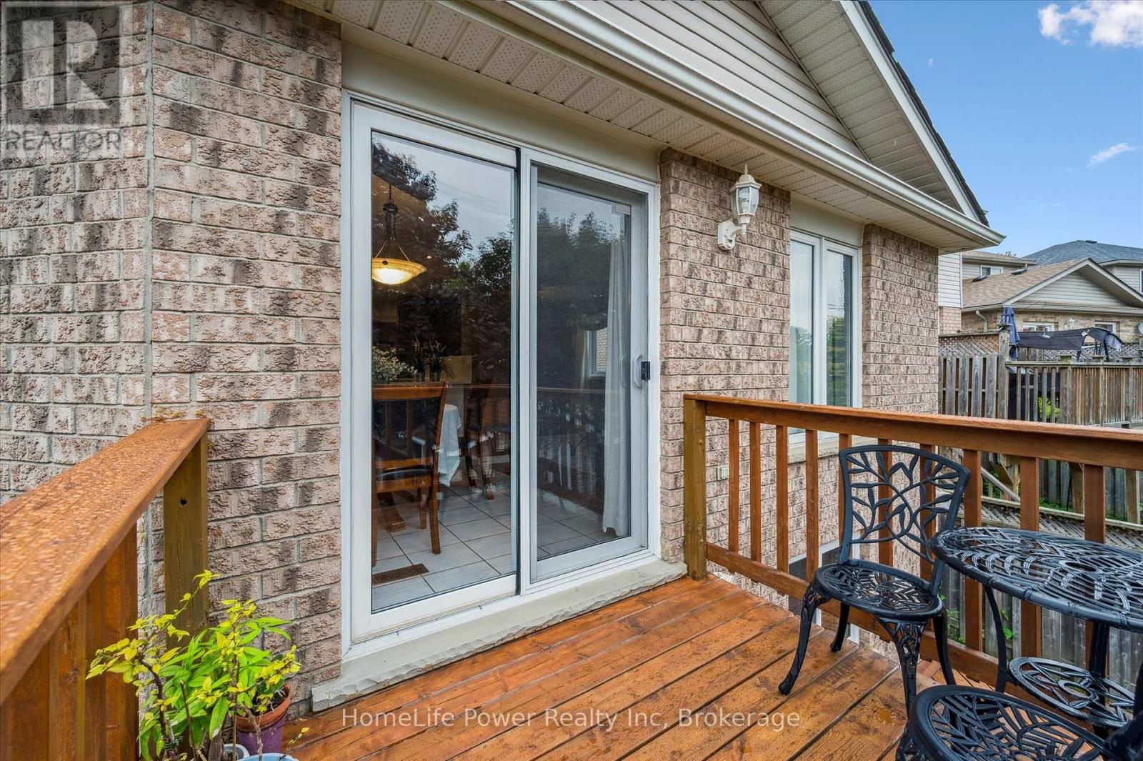 Photo 21 of 97 Marl Meadow Drive, Kitchener ON