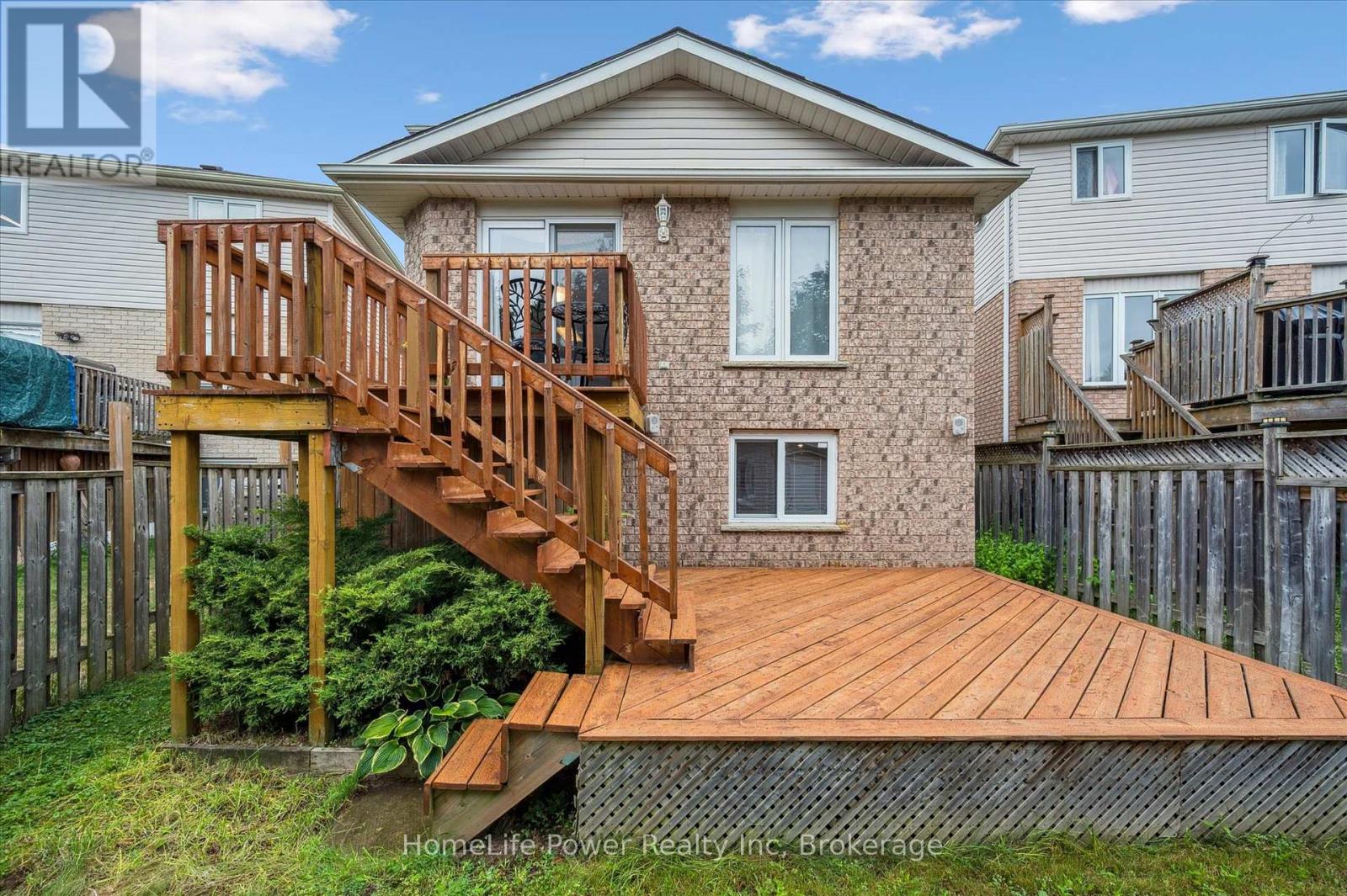 Photo 2 of 97 Marl Meadow Drive, Kitchener ON