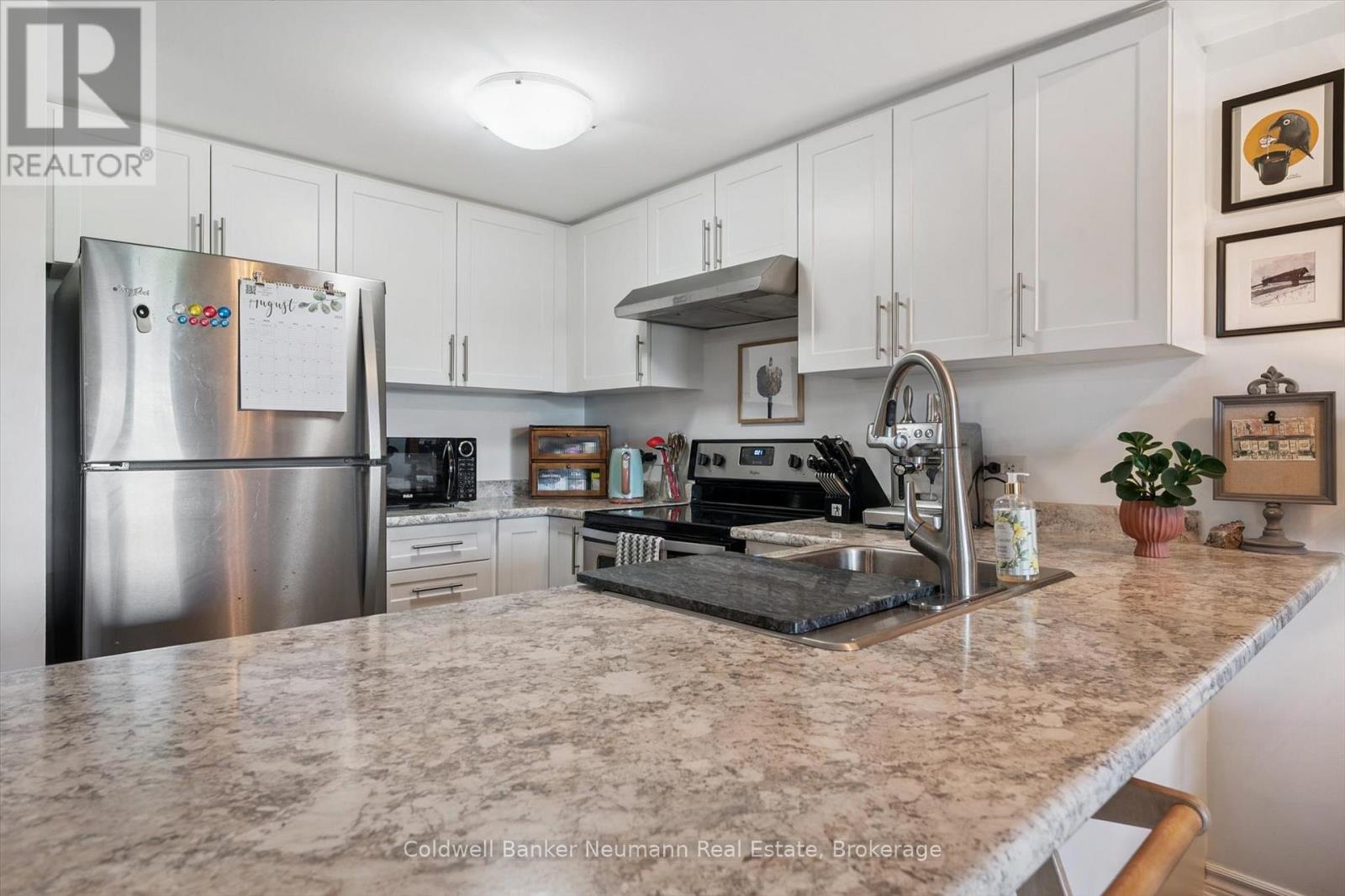 Photo 15 of 306 7 Kay Crescent, Guelph ON