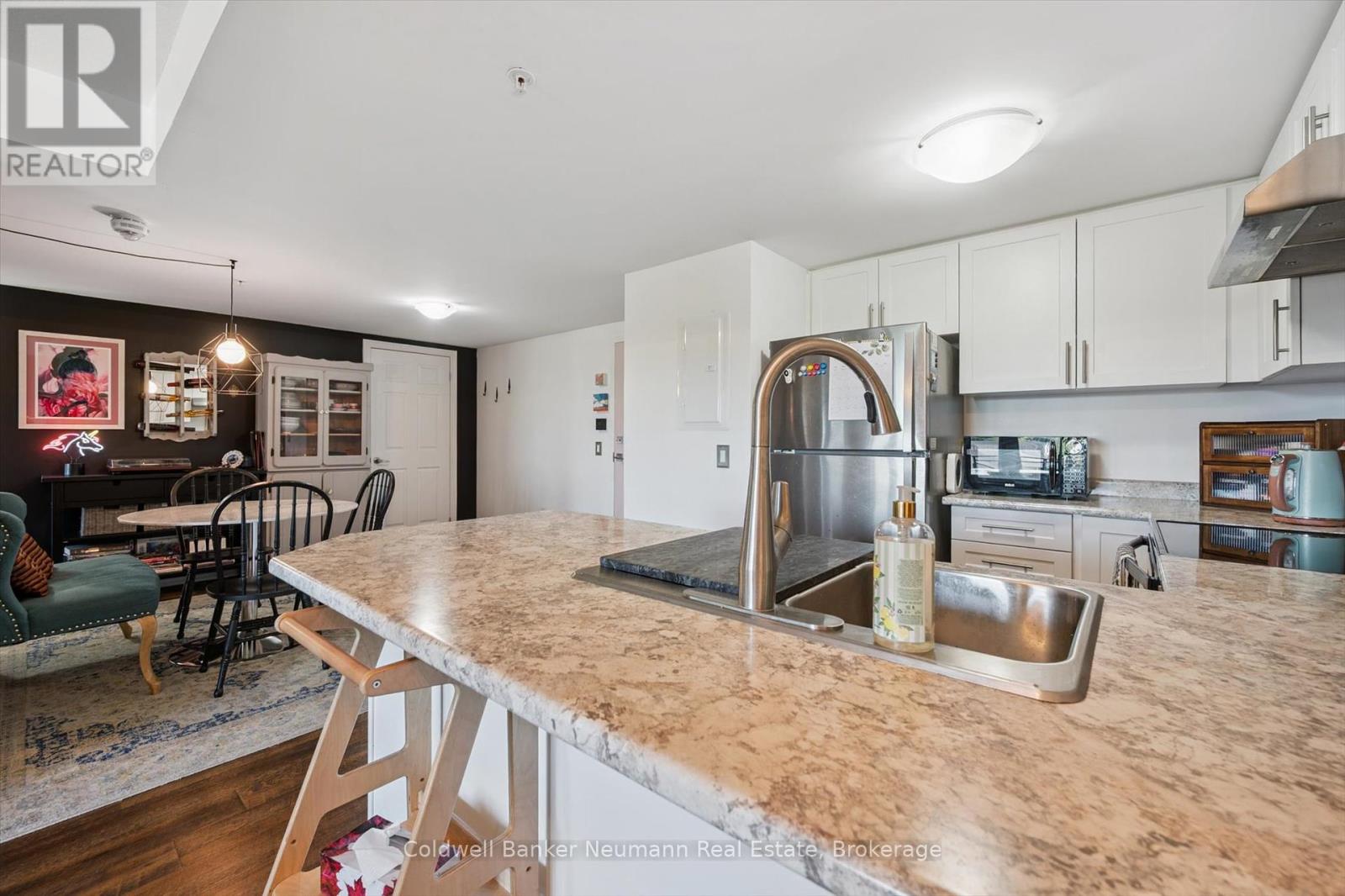 Photo 16 of 306 7 Kay Crescent, Guelph ON