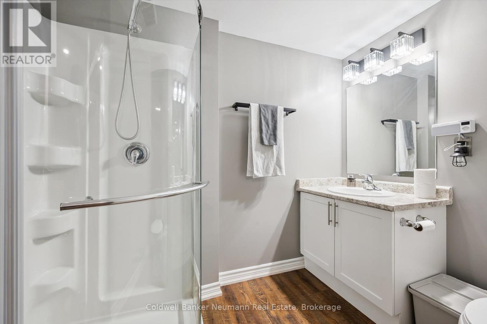 Photo 31 of 306 7 Kay Crescent, Guelph ON