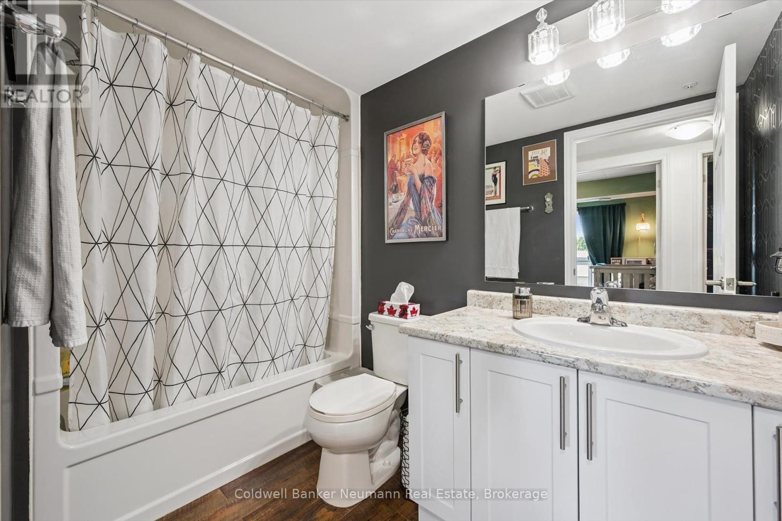 Photo 34 of 306 7 Kay Crescent, Guelph ON