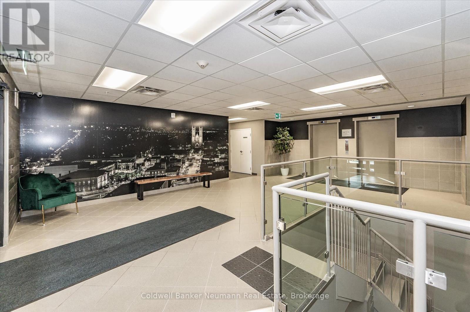 Photo 6 of 306 7 Kay Crescent, Guelph ON