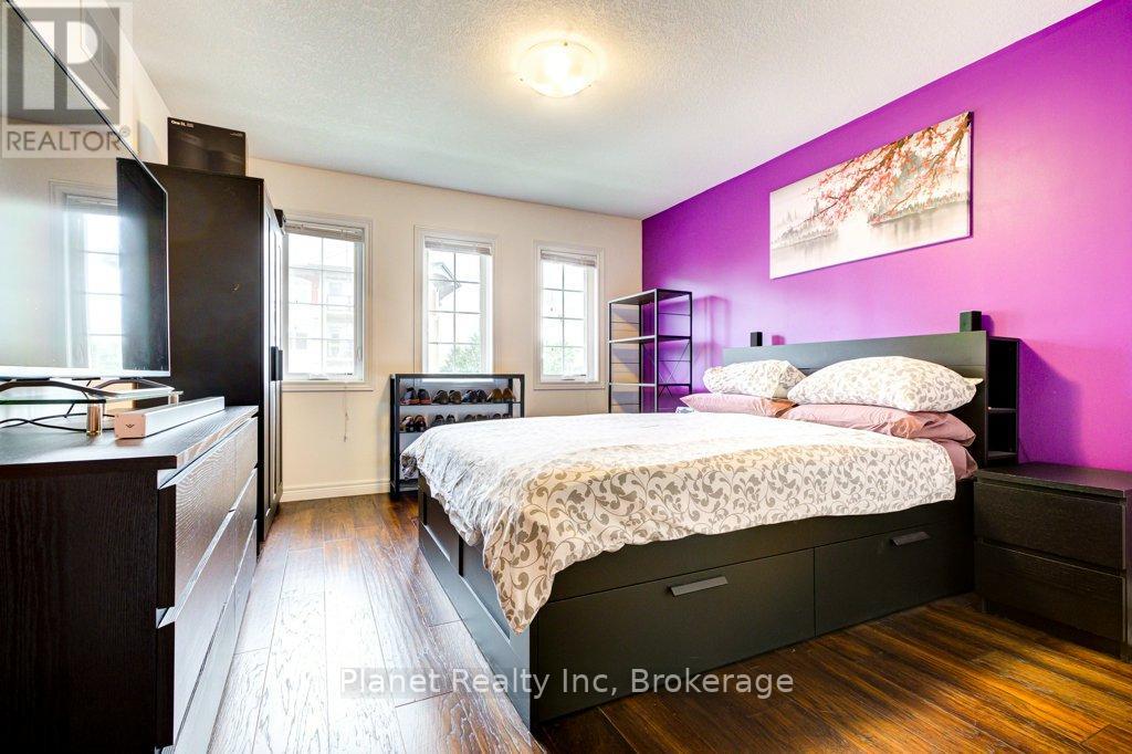Photo 40 of 52 105 Bard Boulevard, Guelph ON
