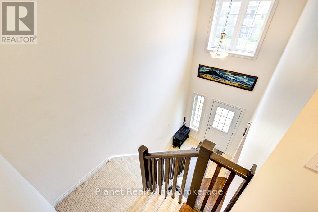 Photo 35 of 52 105 Bard Boulevard, Guelph ON