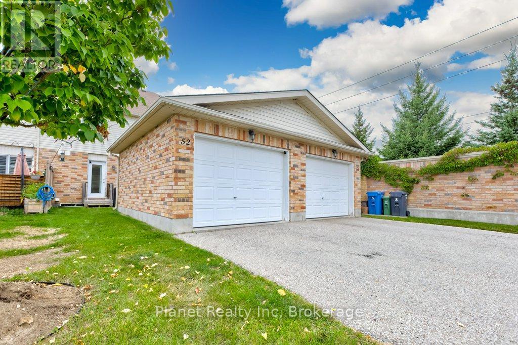Photo 23 of 52 105 Bard Boulevard, Guelph ON