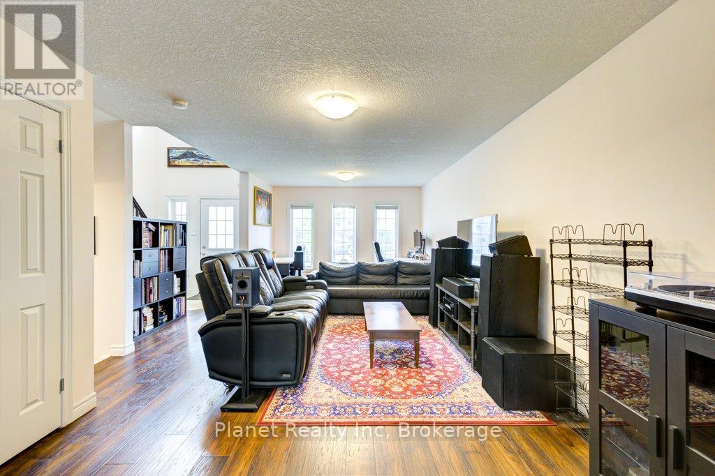 Photo 27 of 52 105 Bard Boulevard, Guelph ON