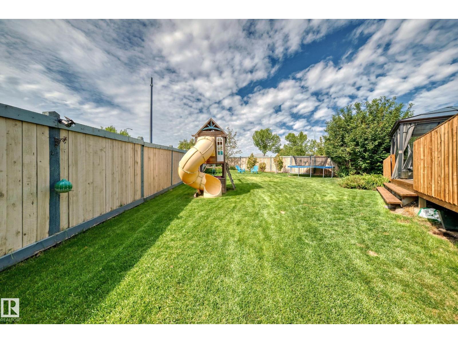 Photo 56 of 4931 152 Ave Nw, Edmonton AB
