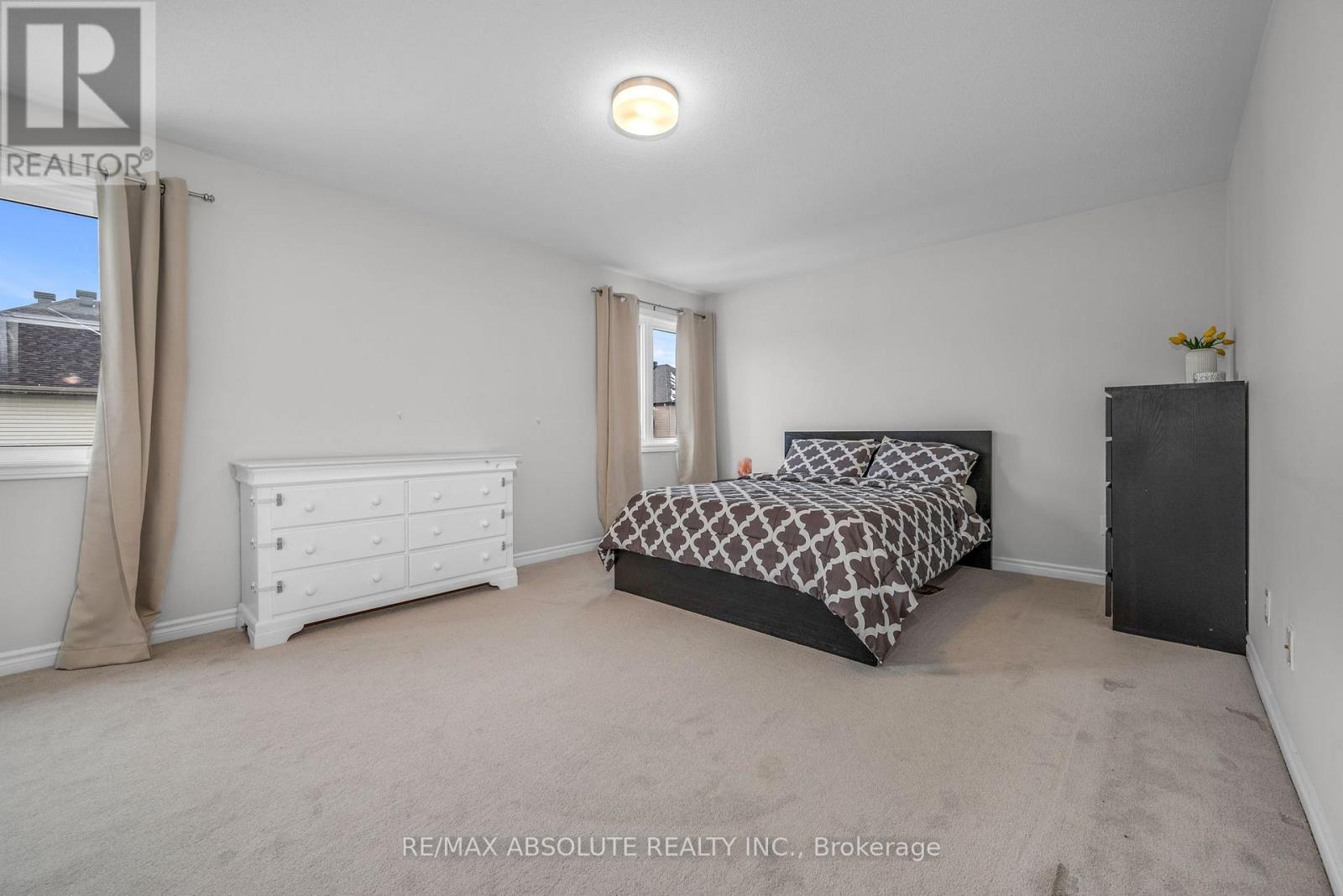 Photo 11 of 730 Perseus Avenue, Ottawa ON